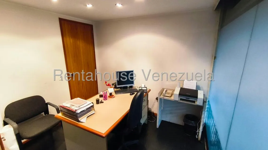 Oficina en Alquiler en Prados del Este, Distrito Metropolitano - 9
