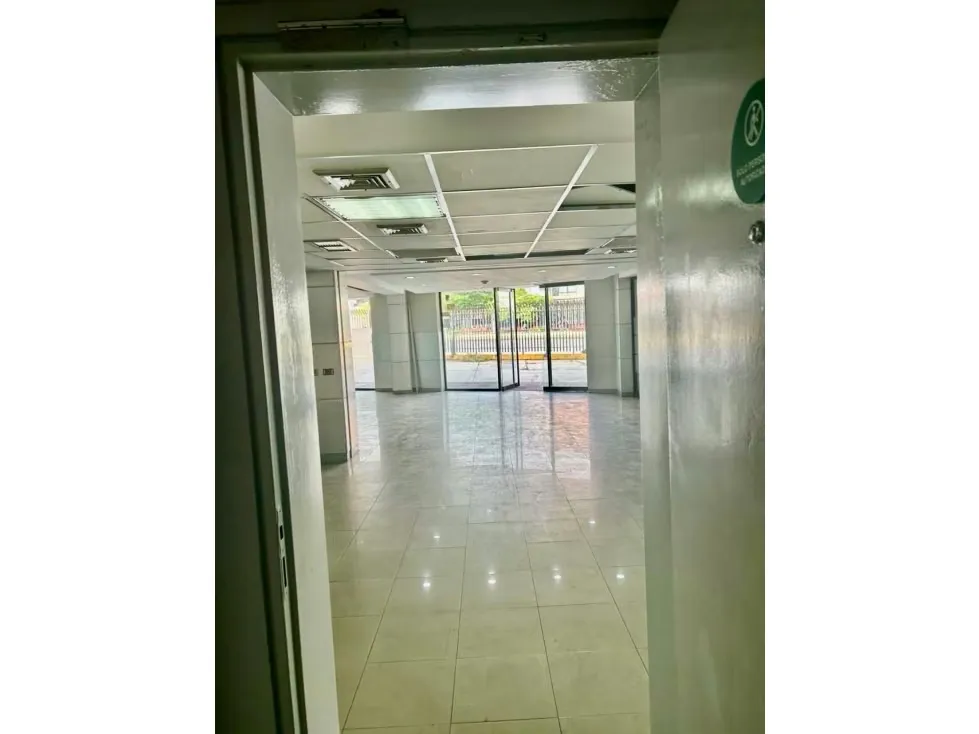 Se vende edificio 1.567m2 12p Los Ruices - 16