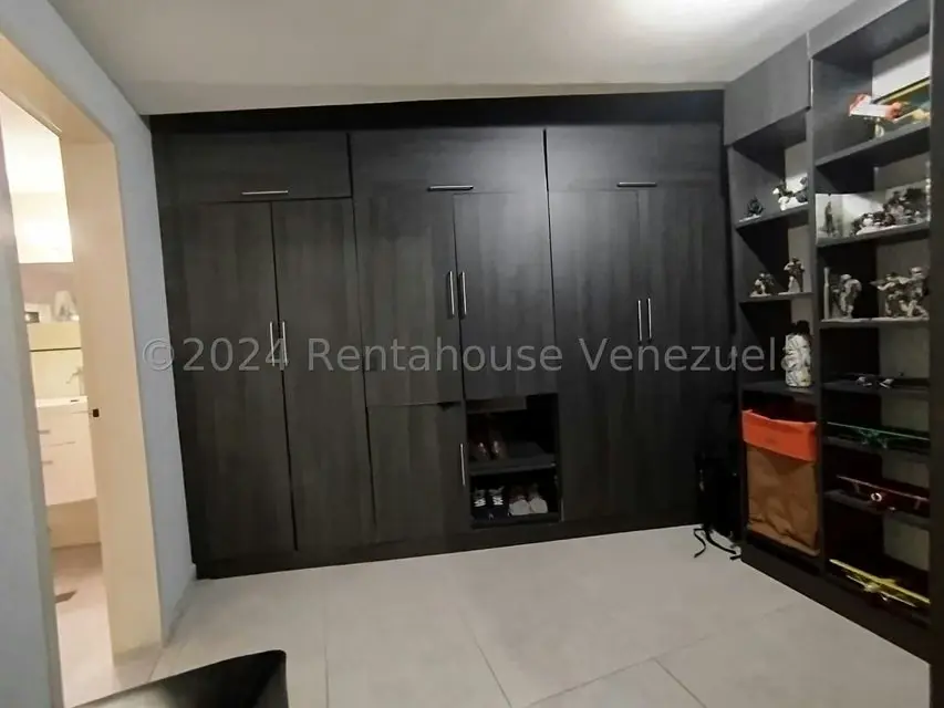 Casa (Multipes Niveles) en Venta en Paso Real, Miranda - 28