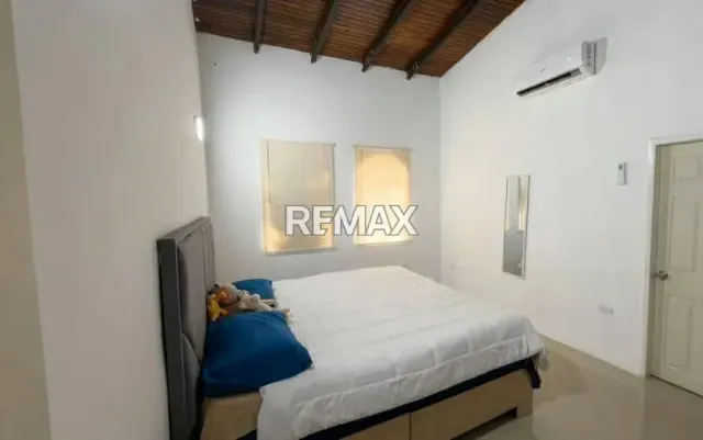 En Venta Casa en Urbanización Valle de Luna, Tipuro - 4