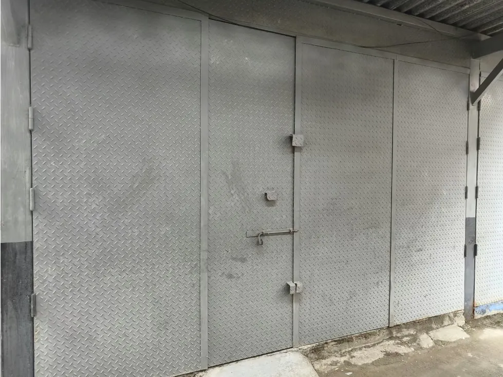 LOCAL EN ALQUILER EN LA AV. PRINCIPAL DE BOLEÍTA SUR