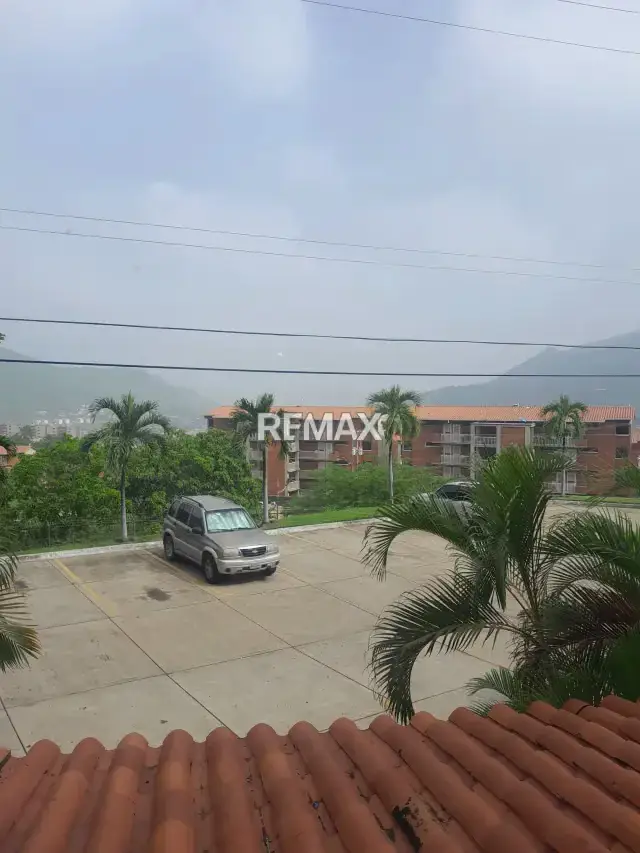 En venta cómodo apartamento amoblado en el Conjunto Residencial Terrazas del Mar