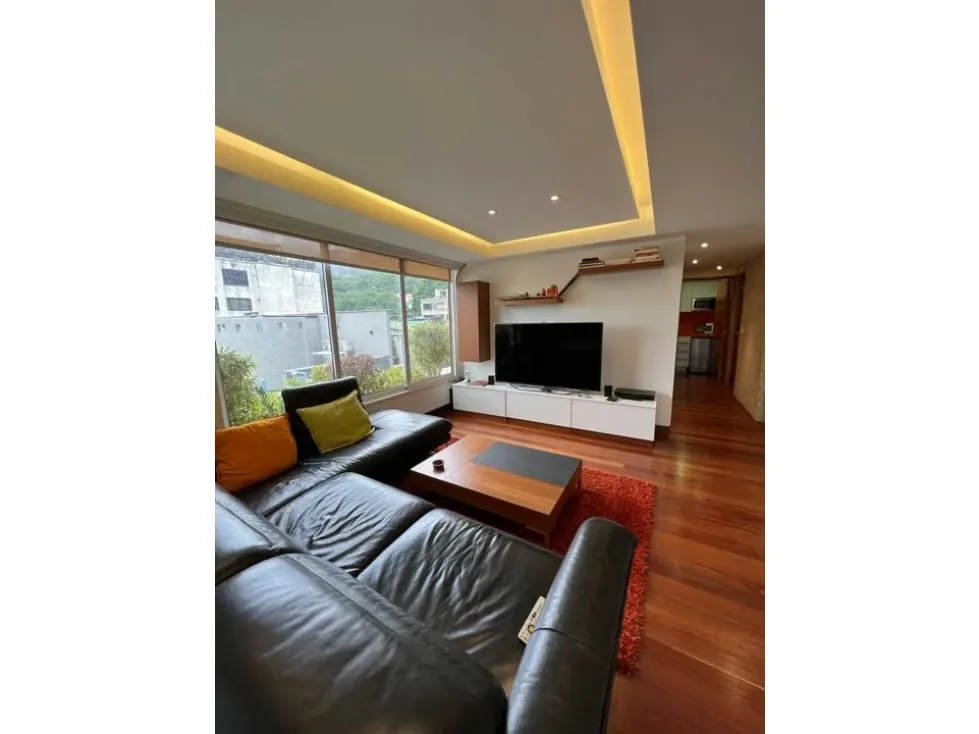 Se Vende PB 350m2 4h/6b/5p Los Palos Grandes 9177 - 9