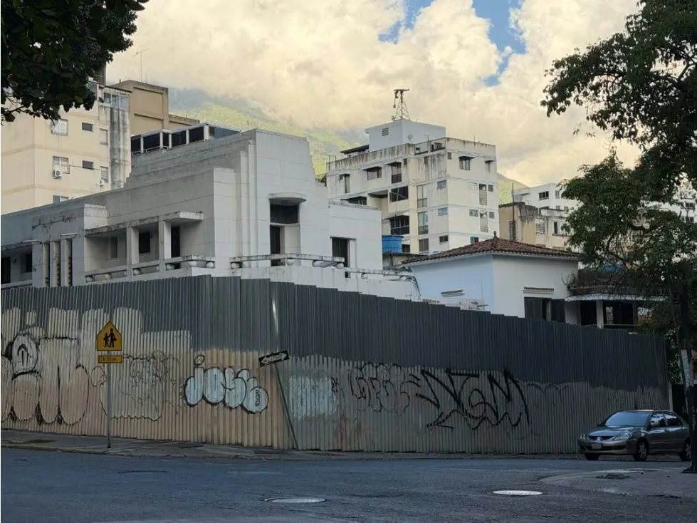 Vendo fondo de comercio 850m2 Las Palmas 8838 - 6