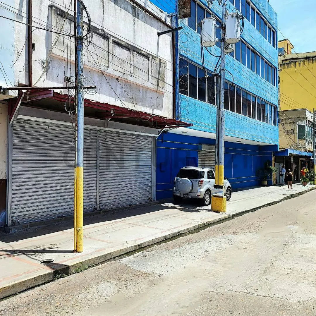 Local Comercial con ubicación estratégica Calle Honduras de Puerto La Cruz