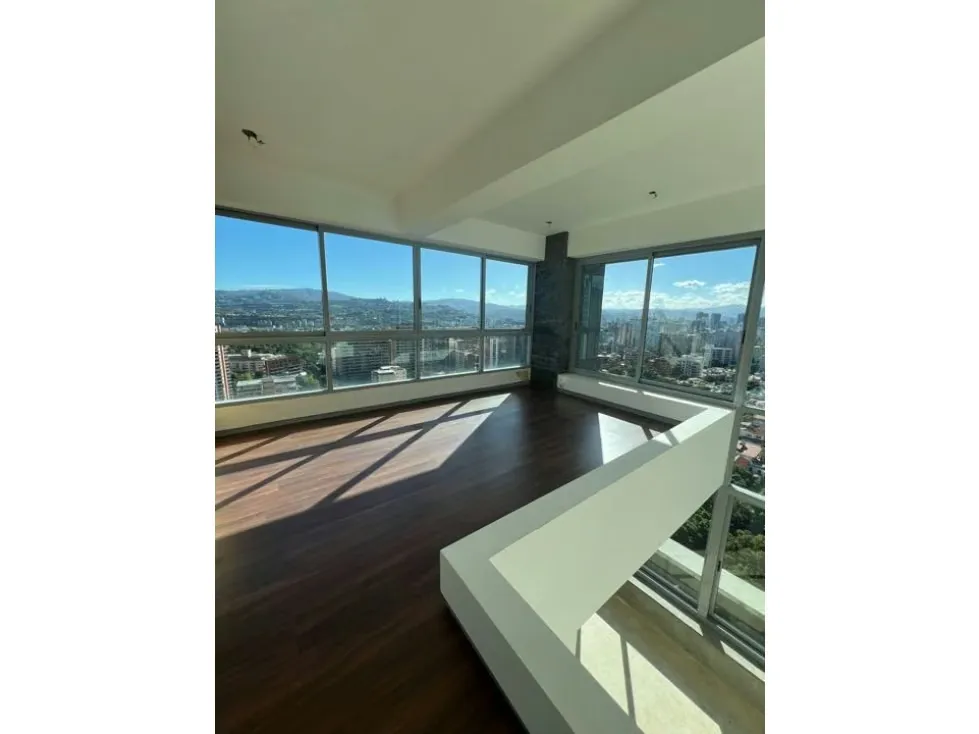 Vendo PH triplex 201m2 Sebucán 2837