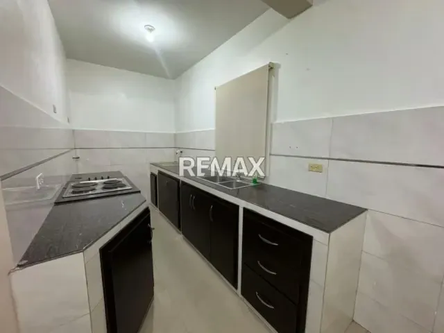 Apartamento en Alquiler, Urb San Rafael, vía judibana, Conjunto cerrado, municipio los taques - 6