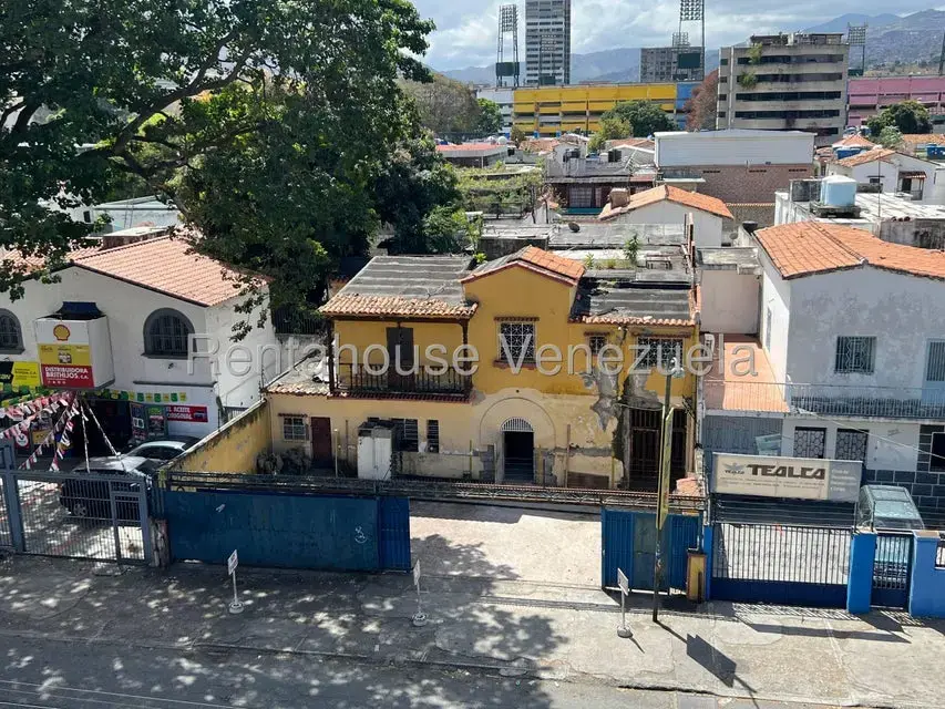 Local Comercial en Venta en El Paraiso, Distrito Metropolitano - 2