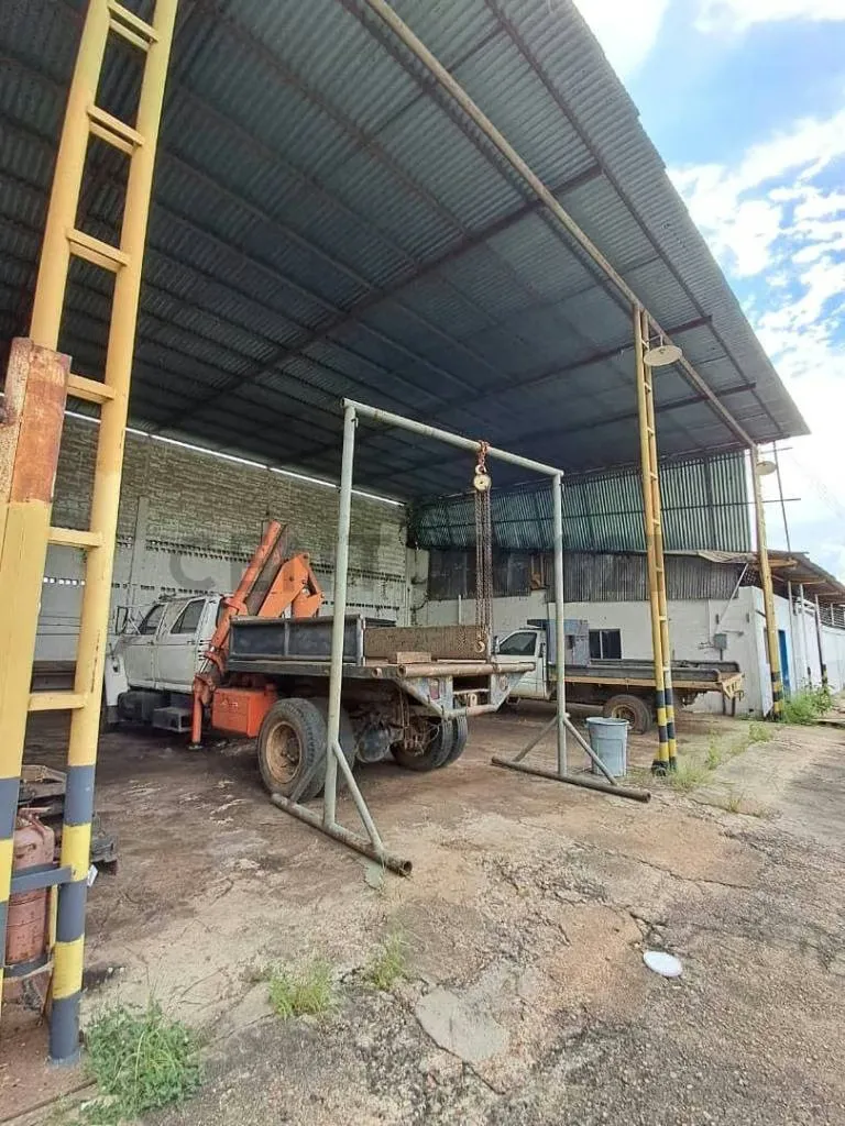 Galpon con terreno en venta en la calle apure ideal para empresas - 3