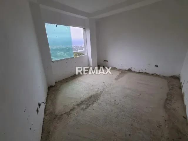Venta Planta Baja 217 m2 en obra Gris con Vista urb. Solar El Hatillo - 13