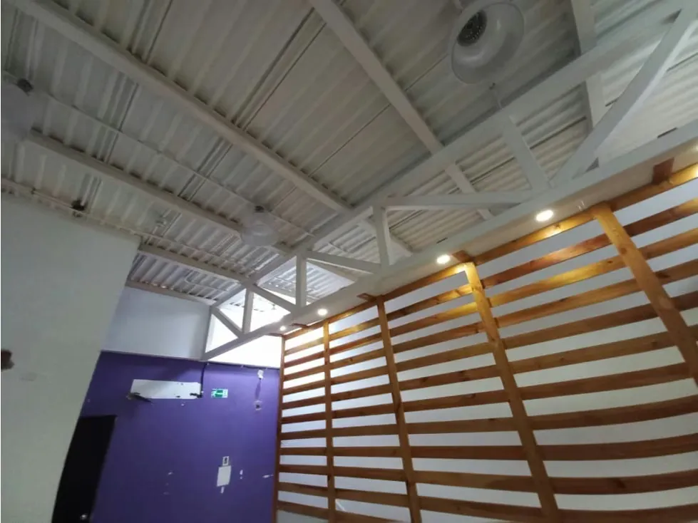Se ofrece en Venta Local Comercial en CC Plaza La Boyera - 9