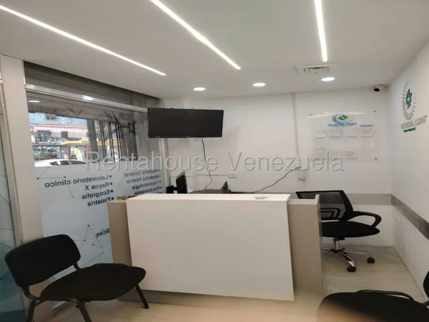 Local Comercial en Venta en Catia, Distrito Metropolitano - 2