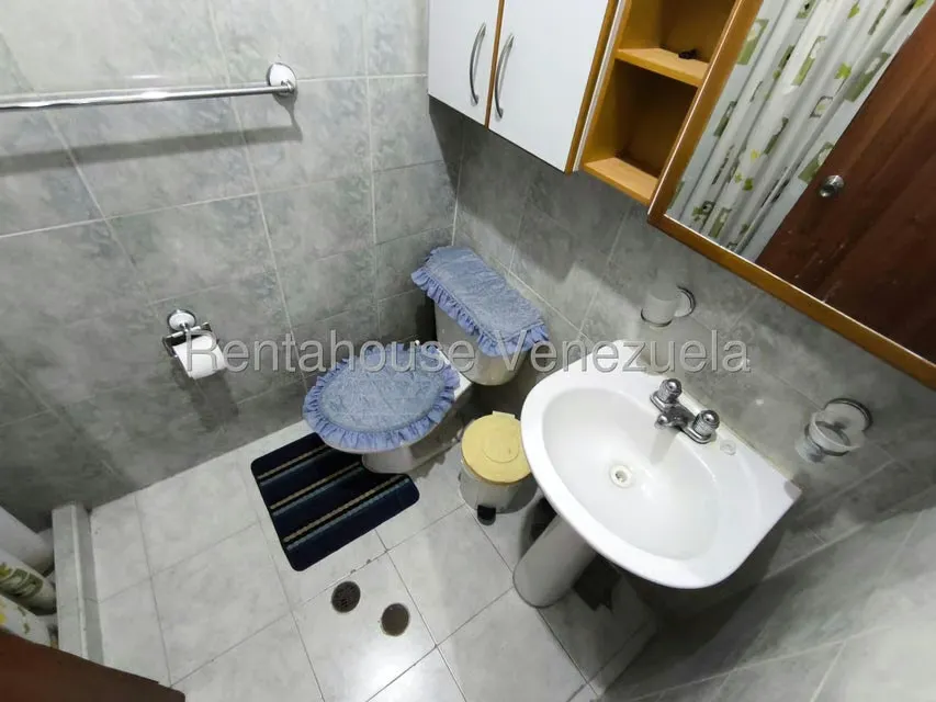 Apartamento (1 Nivel) en Alquiler en La Trigaleña, Carabobo - 18