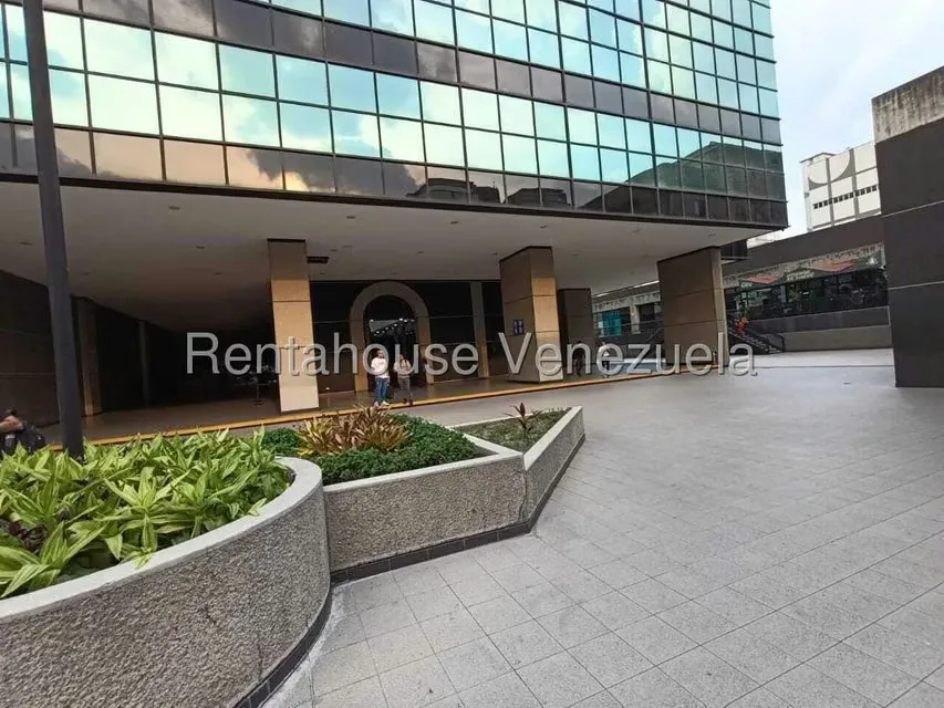 Oficina en Venta en El Bosque, Distrito Metropolitano - 2