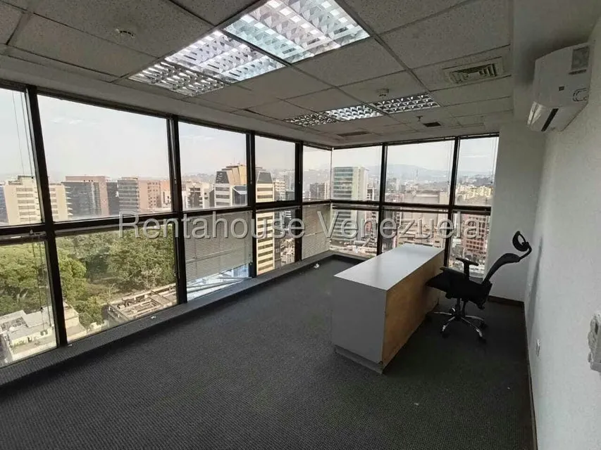 Oficina en Venta en El Bosque, Distrito Metropolitano - 12