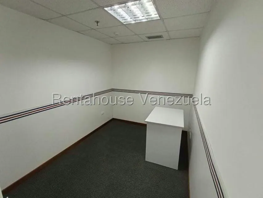 Oficina en Venta en El Bosque, Distrito Metropolitano - 15