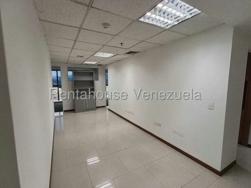 Oficina en Venta en El Bosque, Distrito Metropolitano - 20