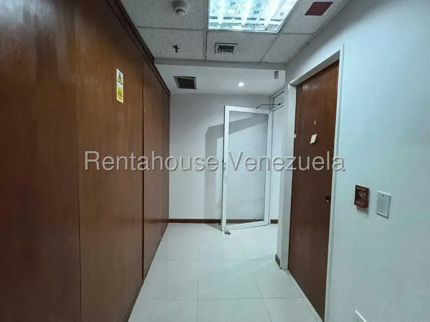 Oficina en Venta en El Bosque, Distrito Metropolitano - 5