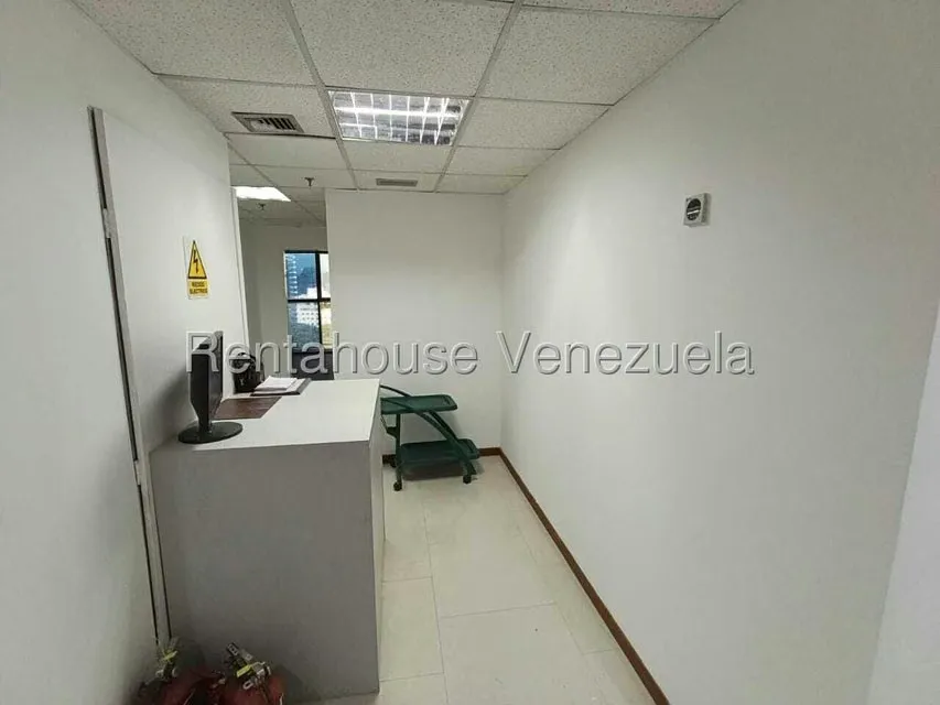 Oficina en Venta en El Bosque, Distrito Metropolitano - 7
