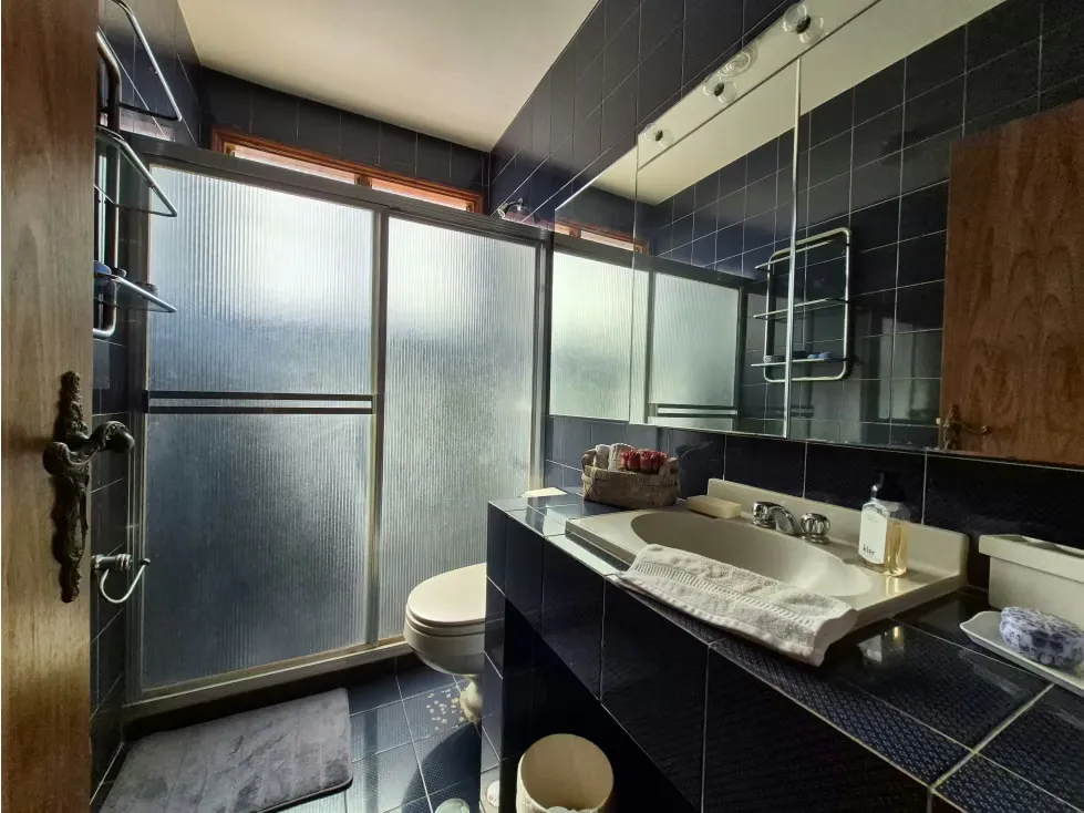 Vendo casa 550m2 Cumbres de Curumo 8930 - 32