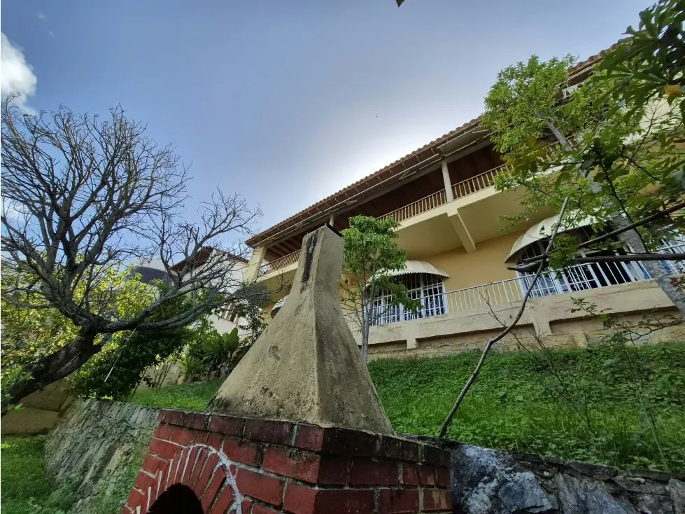Vendo casa 550m2 Cumbres de Curumo 8930 - 43