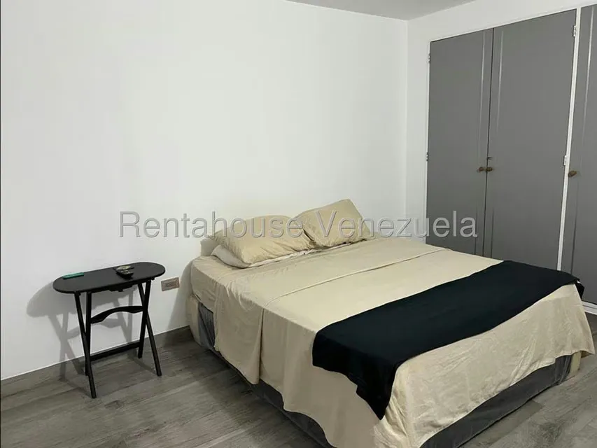 Apartamento (1 Nivel) en Venta en Colinas de La Tahona, Distrito Metropolitano - 11
