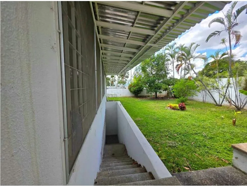 Vendo casa duplex 647m2 Country Club 4516 - 8