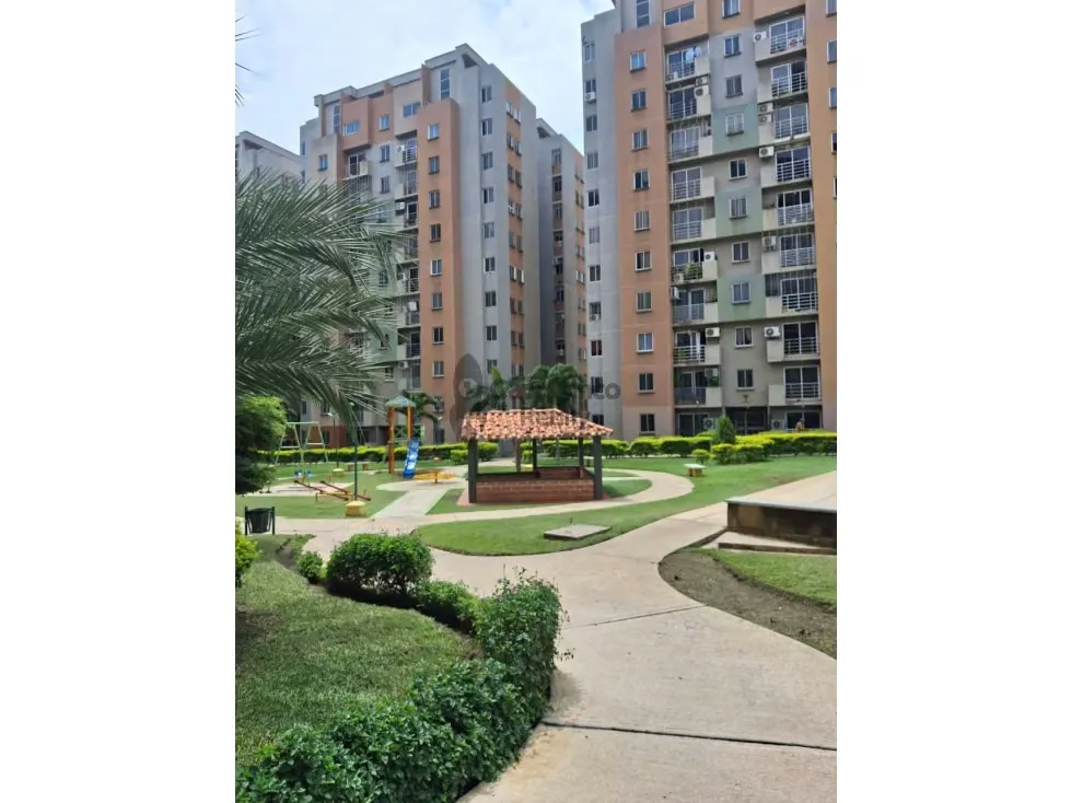 CÓMODO APARTAMENTO EN PLANTA BAJA – SAN DIEGO