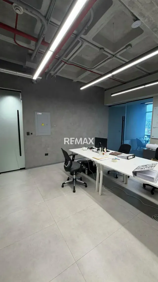 Oficina en venta Las Mercedes 92 M2 - 5