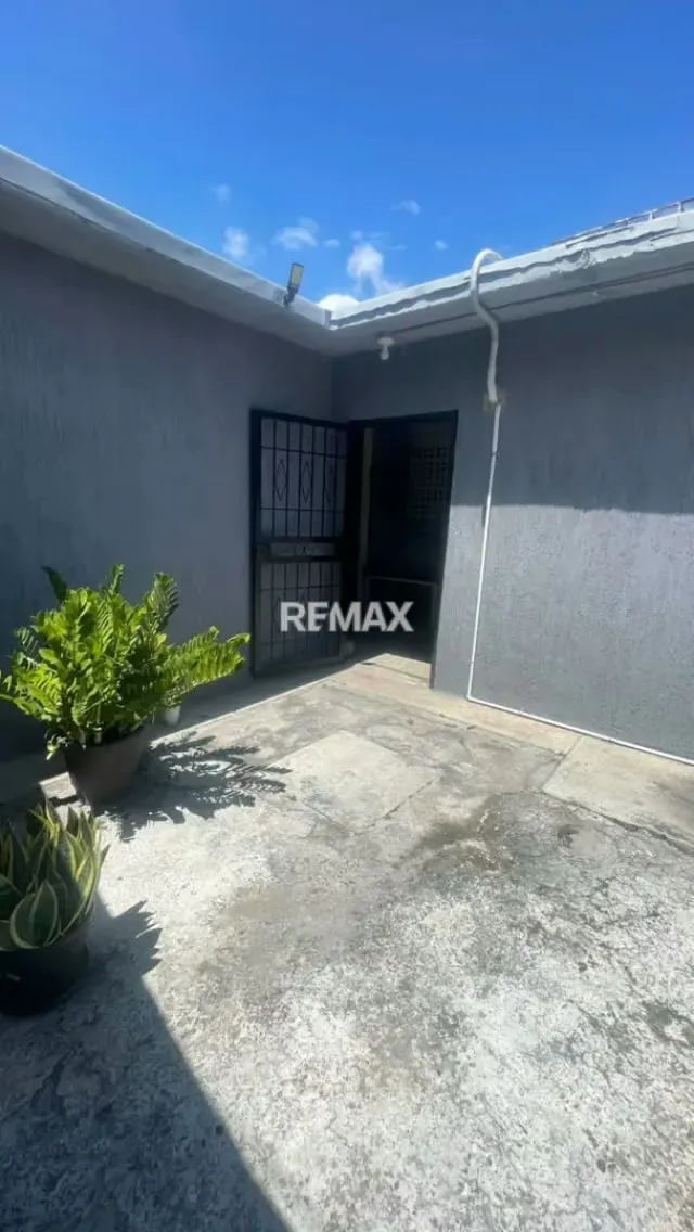 En Alquiler Casa Comercial Listo para operar y hacer Crecer tu Negocio en el Obelisco - 3