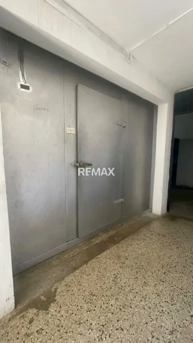 En Alquiler Casa Comercial Listo para operar y hacer Crecer tu Negocio en el Obelisco - 10