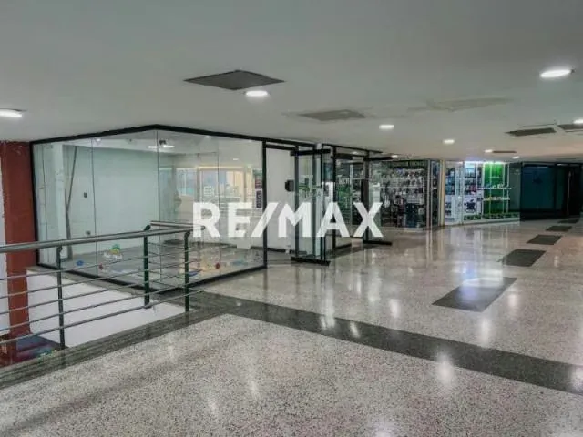 LOCAL COMERCIAL CC LAS AMERICAS