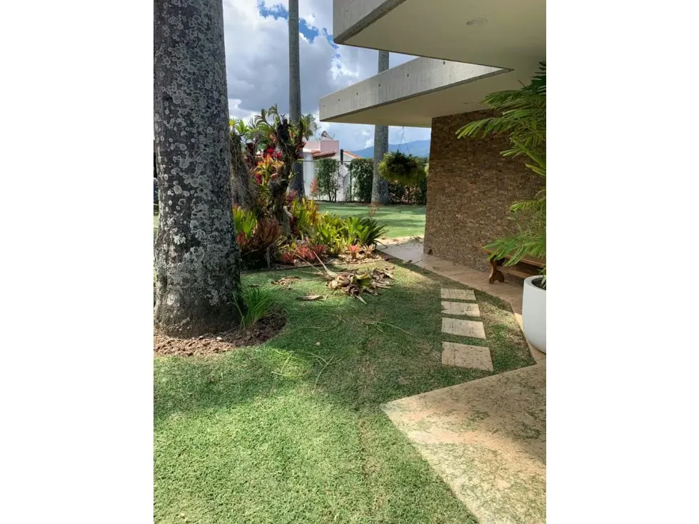 Se vende casa 780m2 7h/7b/8p Cerro Verde 6472 - 11