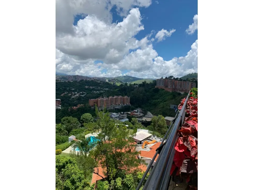 Se vende casa 780m2 7h/7b/8p Cerro Verde 6472 - 23