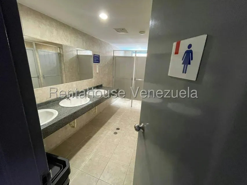 Oficina en Alquiler en Los Ruices, Distrito Metropolitano - 9