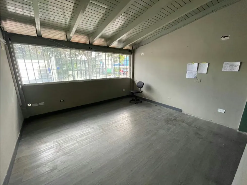 Vendo casa comercial 350m2 Chuao 0097 - 24