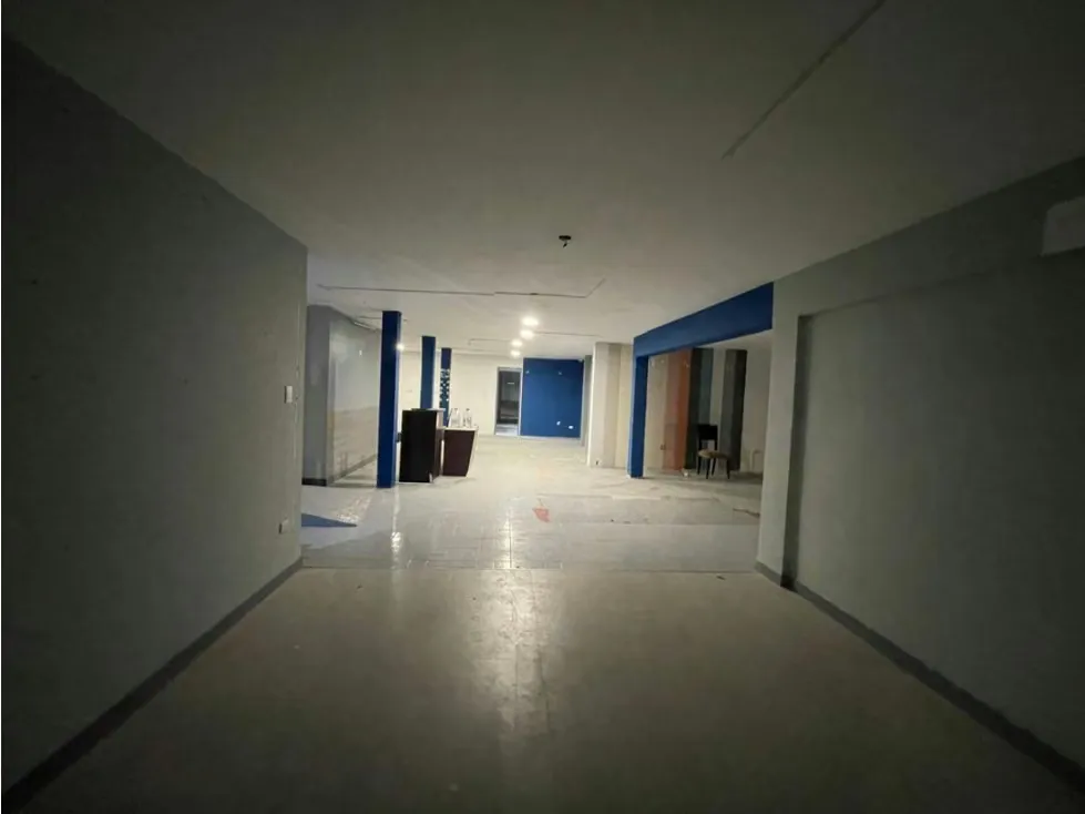 Vendo casa comercial 350m2 Chuao 0097 - 8