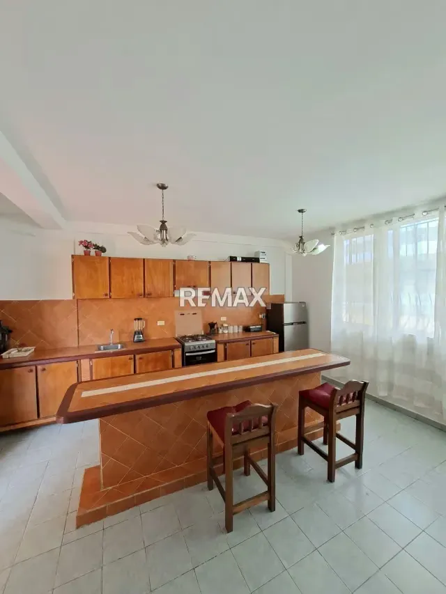 EN VENTA TOWNHOUSE EN AGUA DE VACA - 3
