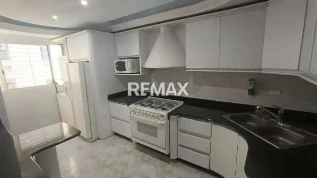 En alquiler Apartamento en el Bosque Valencia calle cerrada res. El Cedral - 2