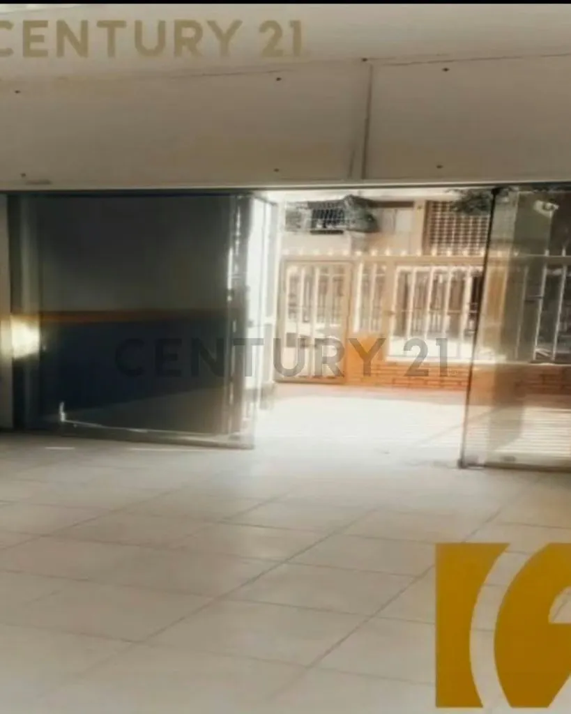 Oportunidad de local Comercial a pie de calle - 2