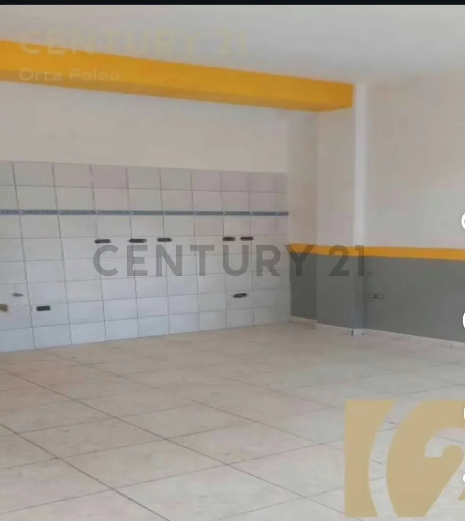 Oportunidad de local Comercial a pie de calle - 3