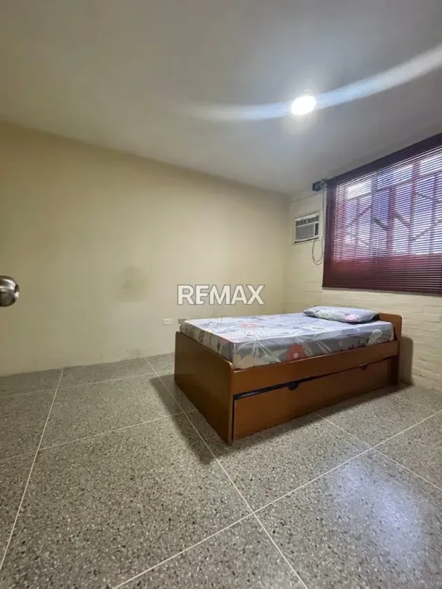 EN VENTA APARTAMENTO EN URBANISMO PRIVADO LA COLINA - 3