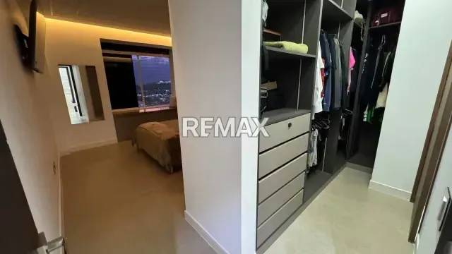 Apartamento en venta en Lomas del Sol - 13