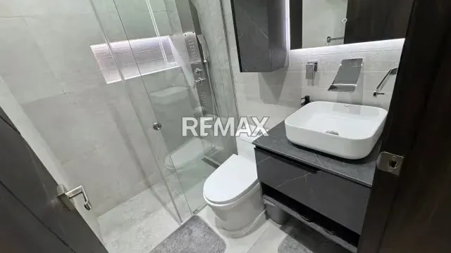 Apartamento en venta en Lomas del Sol - 16
