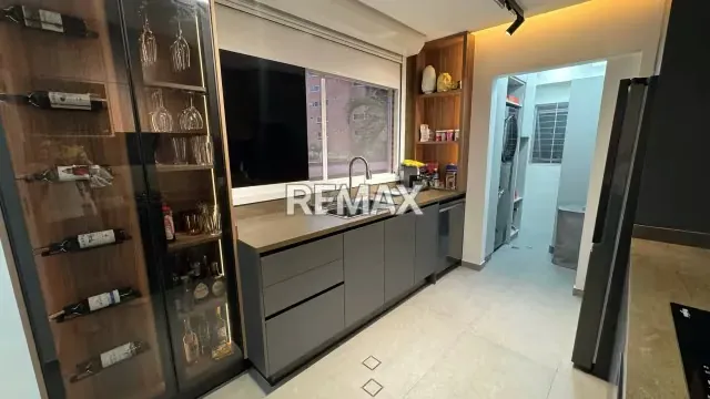 Apartamento en venta en Lomas del Sol - 4