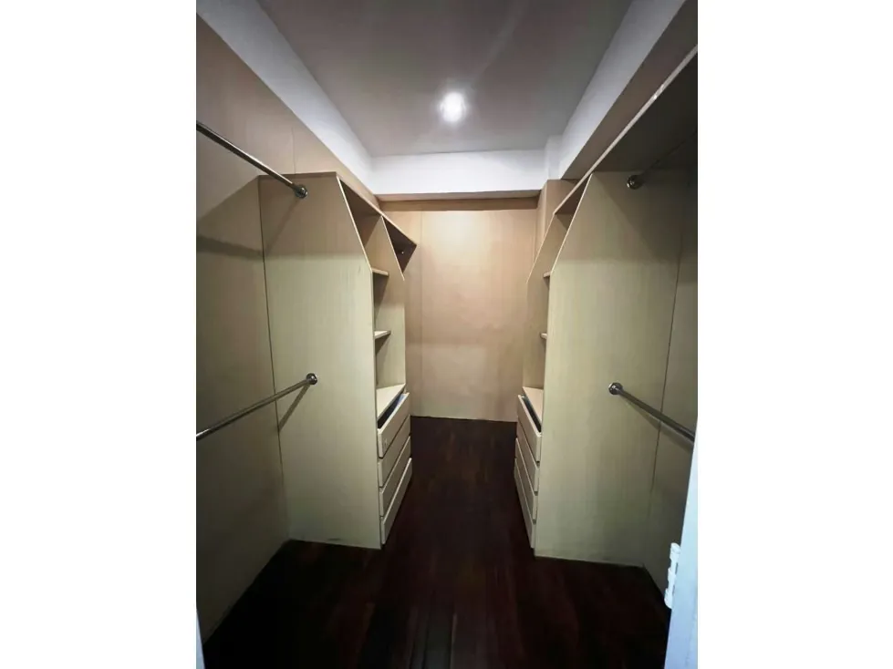APARTAMENTO - LOS CHORROS - 300 Mts2 - 10
