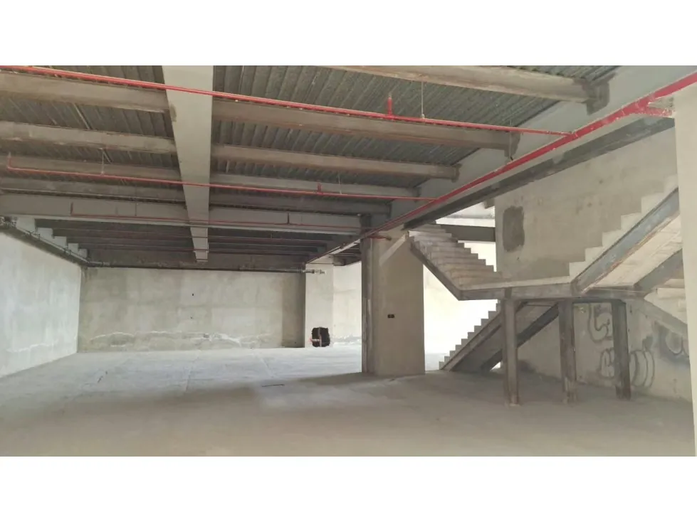 LOCAL COMERCIAL C5 EN VENTA CC EL RECREO (OBRA GRIS) - 4
