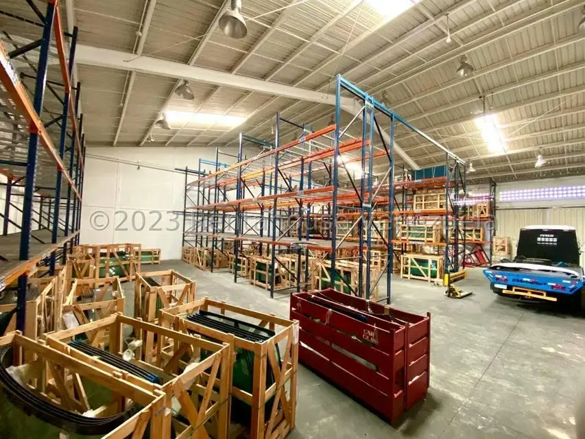 Galpon - Deposito en Alquiler en Zona Industrial 2, Lara - 36