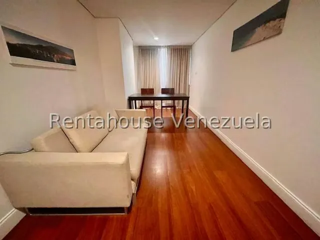 Apartamento (1 Nivel) en Venta en Chuao, Distrito Metropolitano - 13