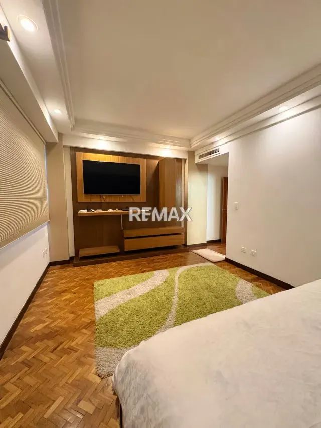 En venta Apartamento revestido en mármol al este de Barquisimeto Residencias Paris - 12